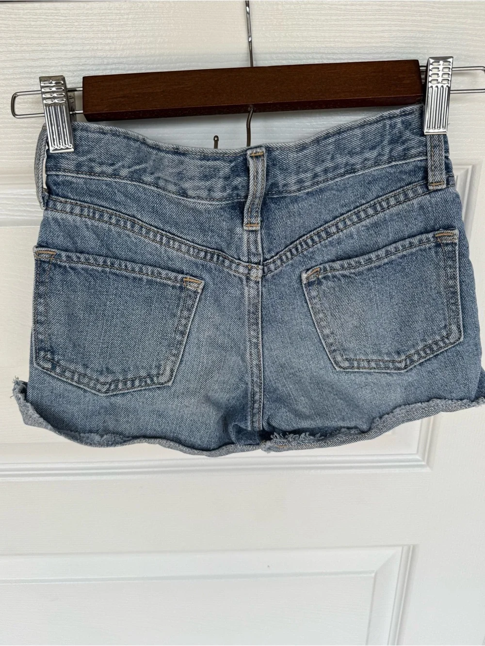 Old Navy Girls Denim Distressed Cut off Shorts - Size 7